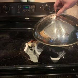 9 Dangerous Glass Stovetop Habits You Should Never Make