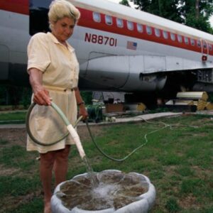 Woman Transforms Boeing 747 Into Fully Functional Home